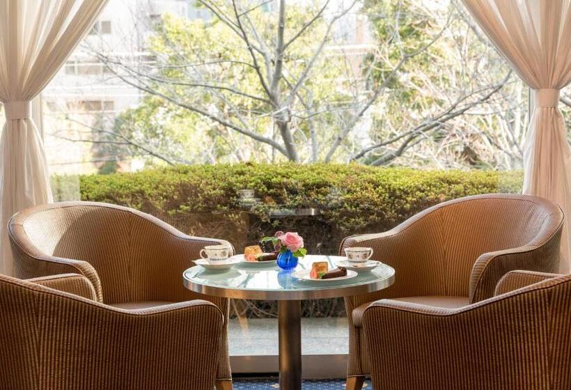 فندق Toshi Center