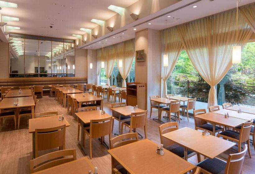 فندق Toshi Center