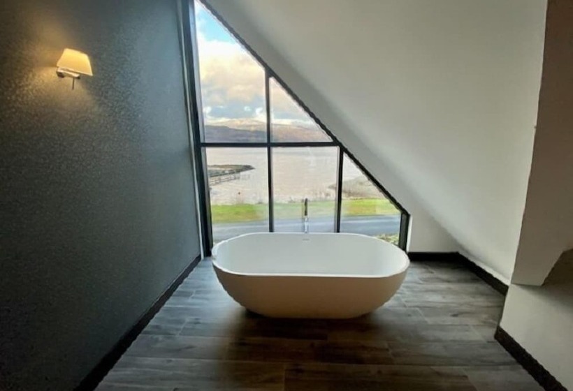 The Inn On Loch Lomond