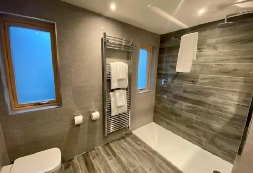 The Inn On Loch Lomond