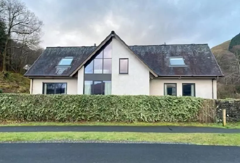 The Inn On Loch Lomond