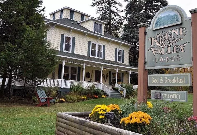 Aamiaismajoitus (B&B) Keene Valley Lodge