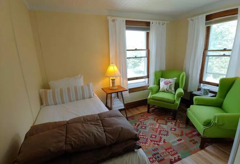 Aamiaismajoitus (B&B) Keene Valley Lodge