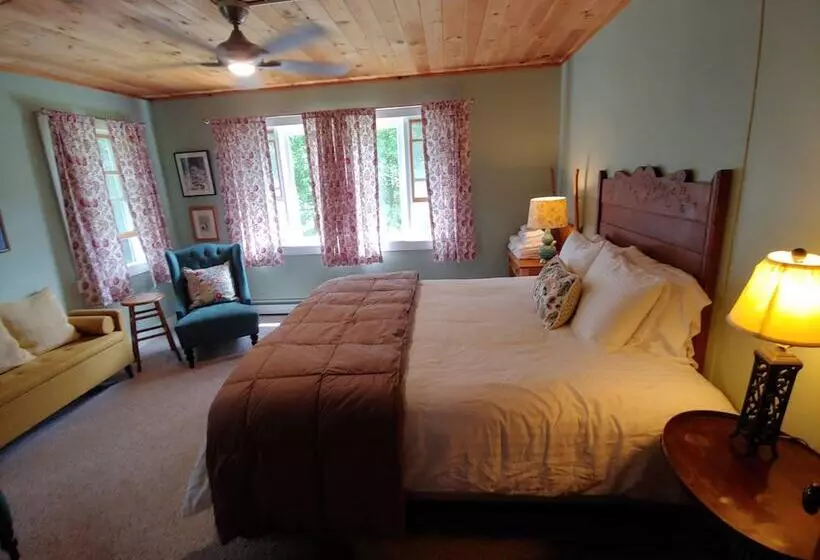 Aamiaismajoitus (B&B) Keene Valley Lodge