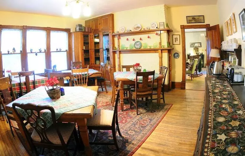 Aamiaismajoitus (B&B) Keene Valley Lodge