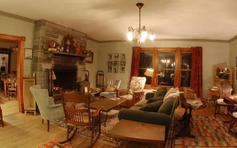 Aamiaismajoitus (B&B) Keene Valley Lodge