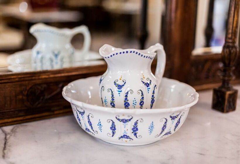 تختخواب و صبحانه Lemon Tree House