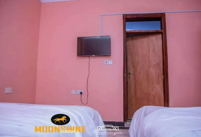 Bed and Breakfast Moonshine Walkers