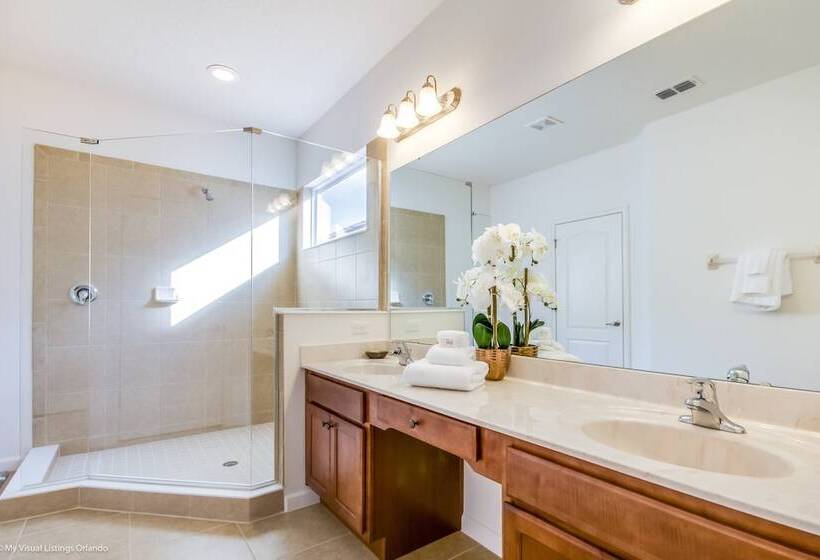 Classic 6bed 4ba Villa, Games, Pool, Spa 5244o