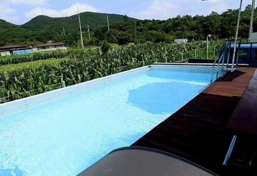 Gyeongju Feel House Pension