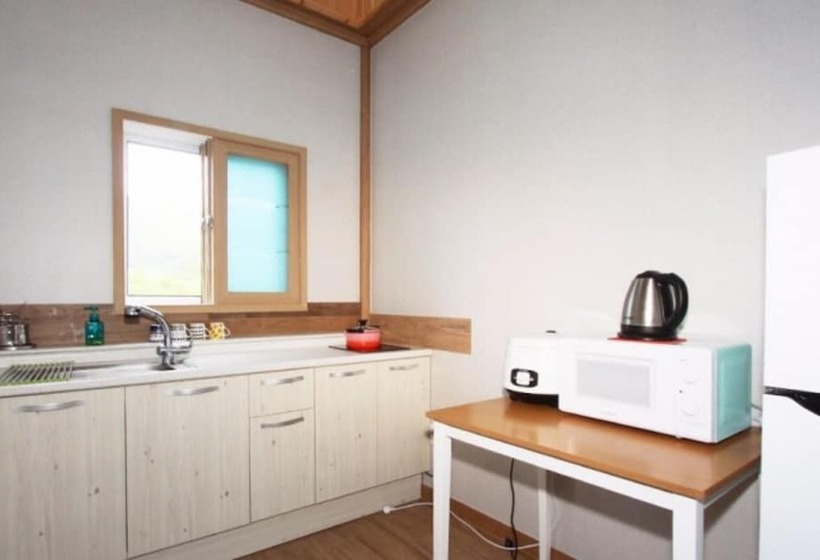 Gyeongju Feel House Pension