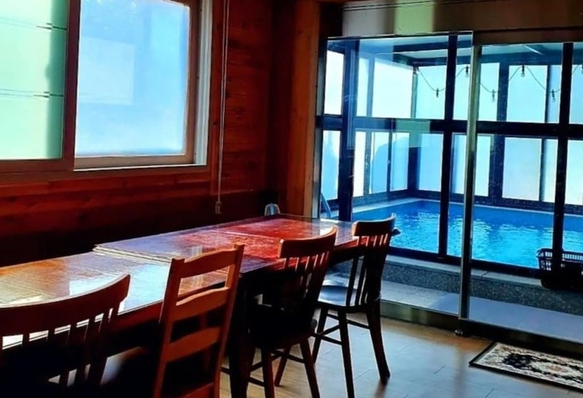 Gyeongju Feel House Pension