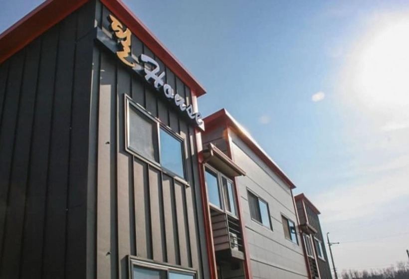 Gyeongju Feel House Pension