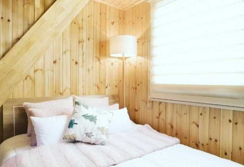 Gyeongju Feel House Pension