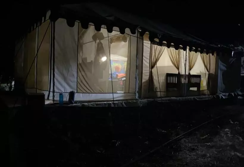 Hotelli Ananta Ecostays