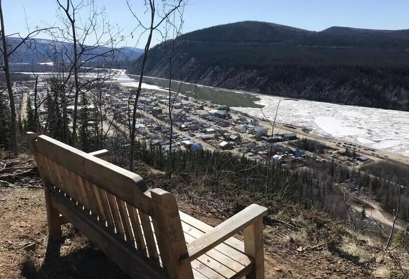 Hotelli Dawson Lodge