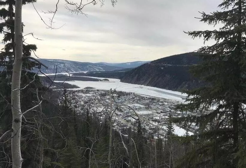 Hotelli Dawson Lodge