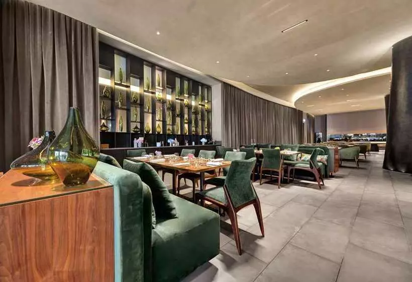 Hotelli Hilton Porto Gaia