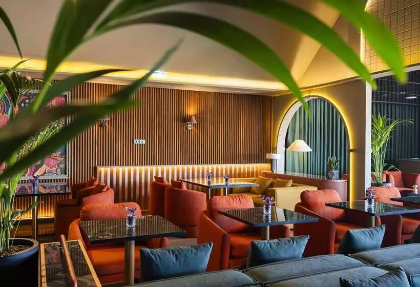 Hotelli Hilton Porto Gaia