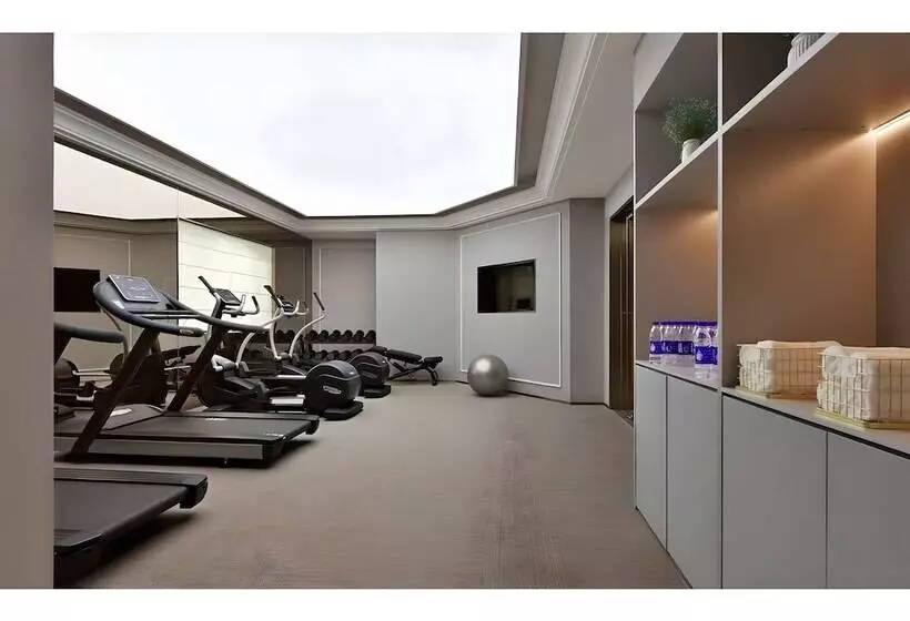 هتل Mercure Chengdu Jinniu Wanda Plaza