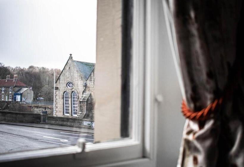 펜션 The Auction House