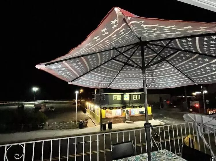 Searay Motel