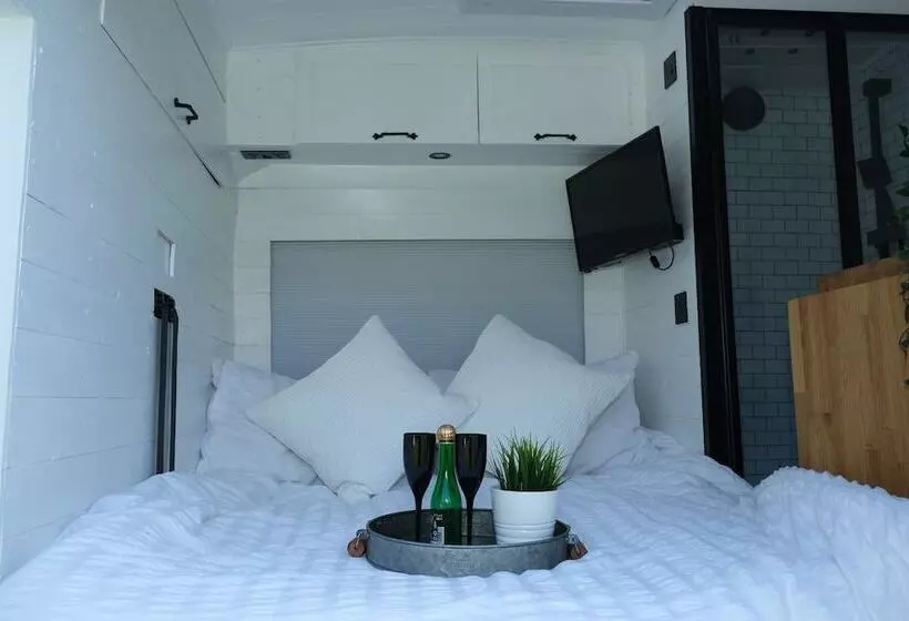 Superb 4 Berth Campervan With Kingsize Bed