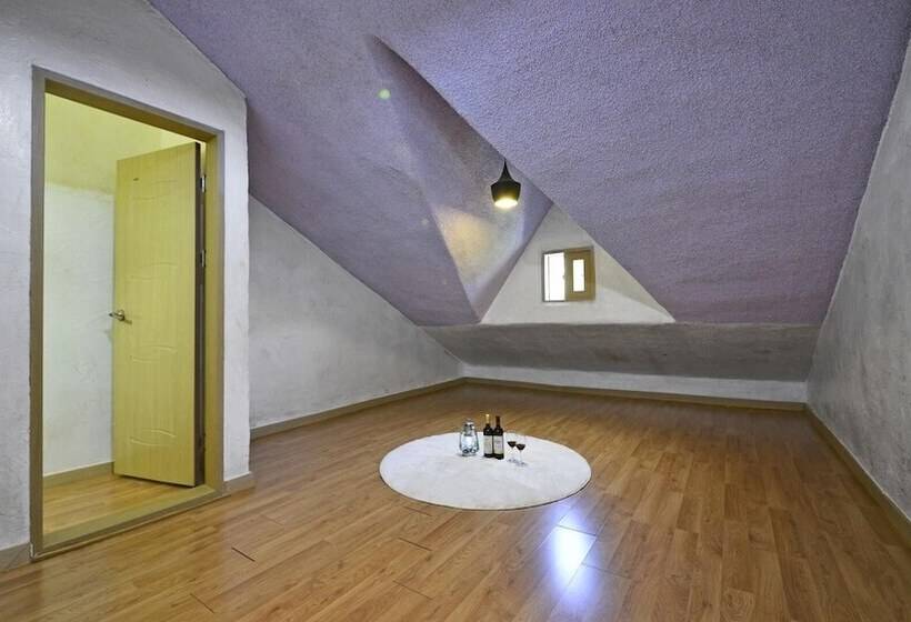 Tongyoung Macaio Pension