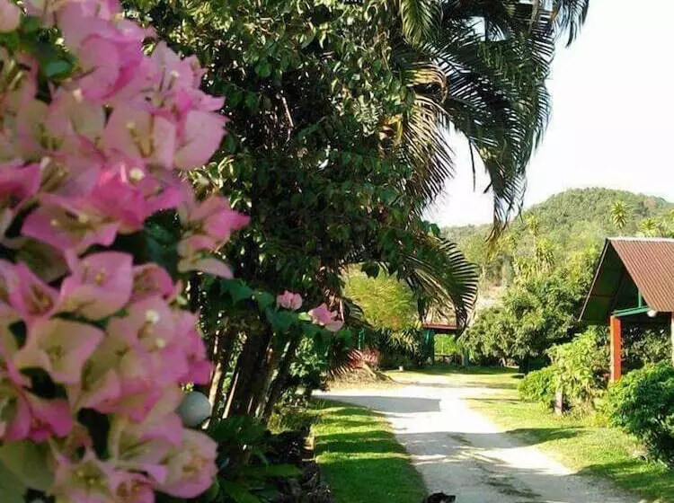 Hotelli Nason Resort