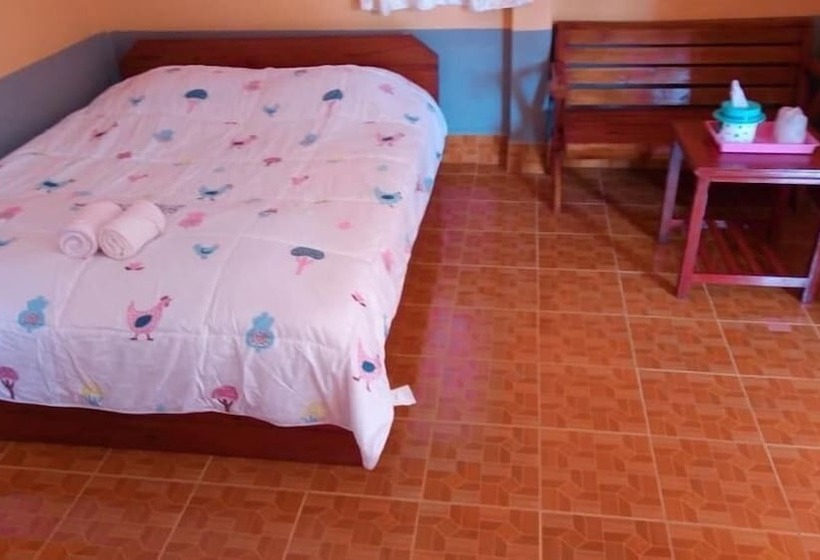 בית מלון כפרי Nason Resort