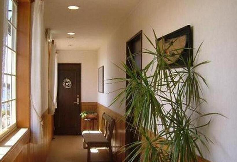 Petit Hotel Kashikojima Harbor