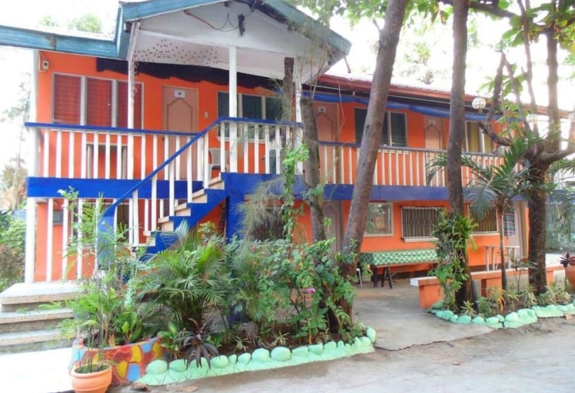 فندق Sabina Beach Resort