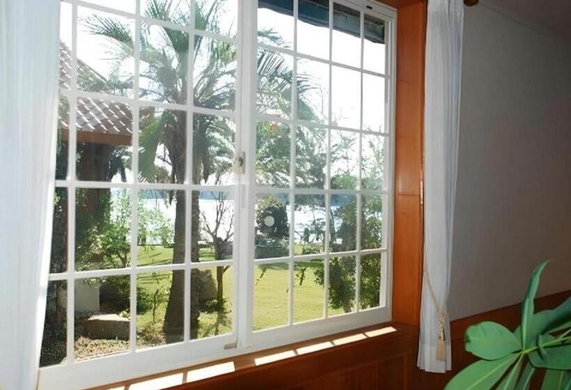 Petit Hotel Kashikojima Harbor