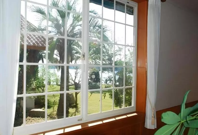 Petit Hotel Kashikojima Harbor