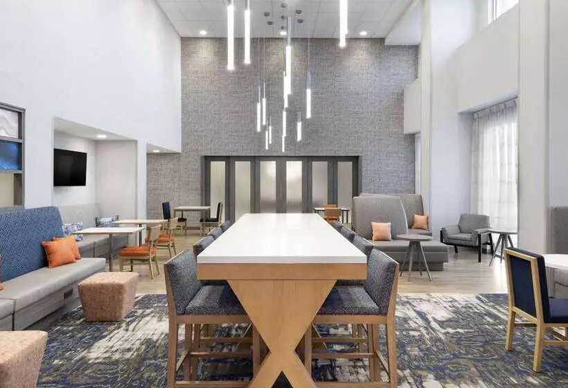 ホテル Hampton Inn & Suites St. Charles Old Town Area