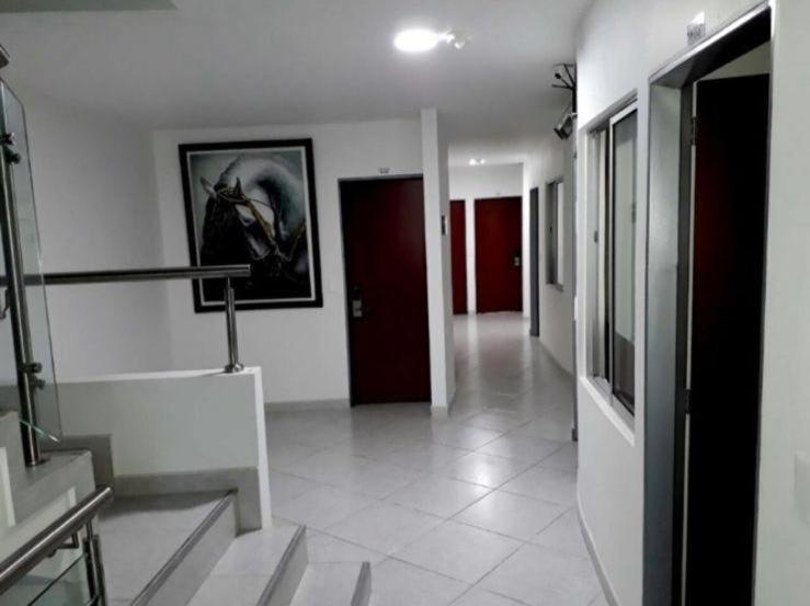 Hotel Manhattan Barbosa