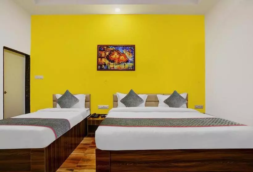 Hotelli Super Townhouse Pine Tree