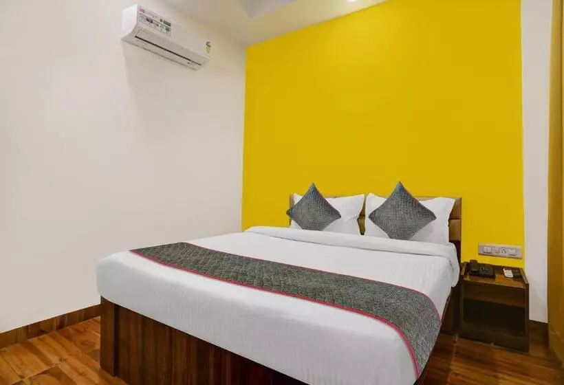 Hotelli Super Townhouse Pine Tree