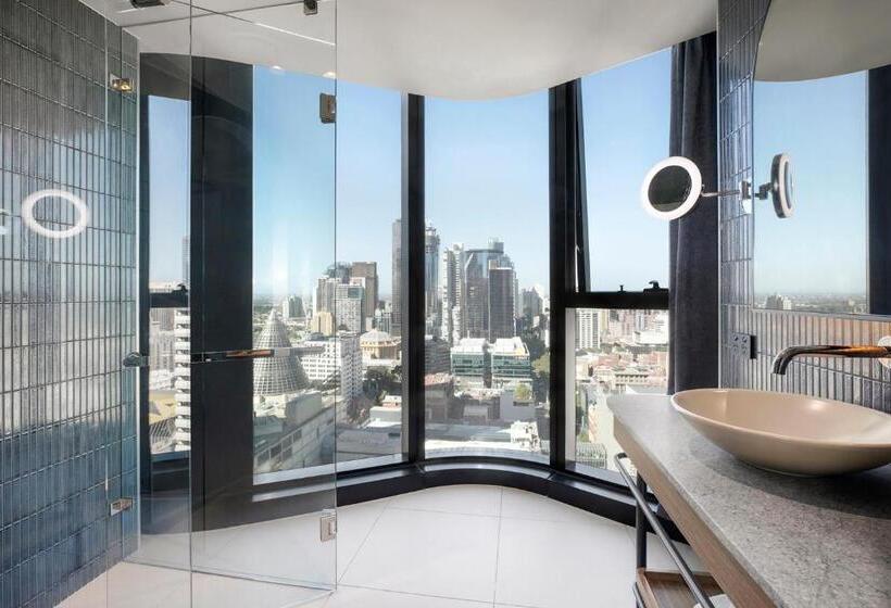 Отель Voco Melbourne Central