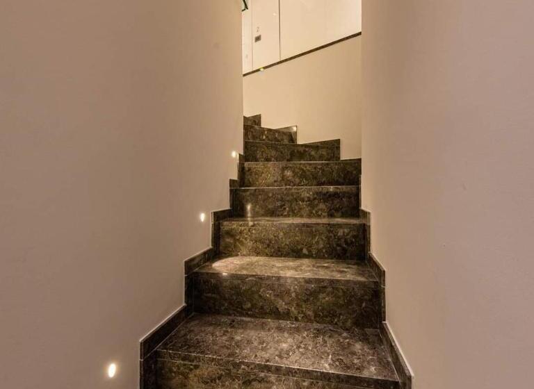 펜션 Palazzo Raho Suites