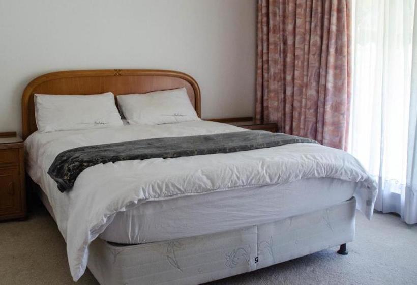 Pension Simunye Guest House