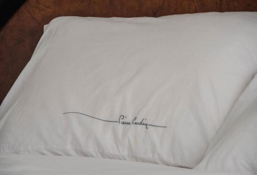 Pension Simunye Guest House