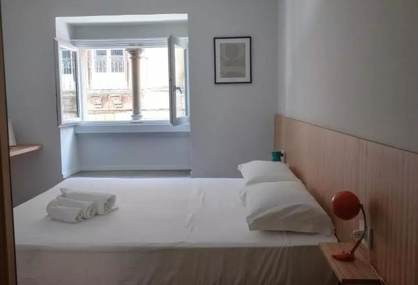 پانسیون Sognalibro Bed And Books