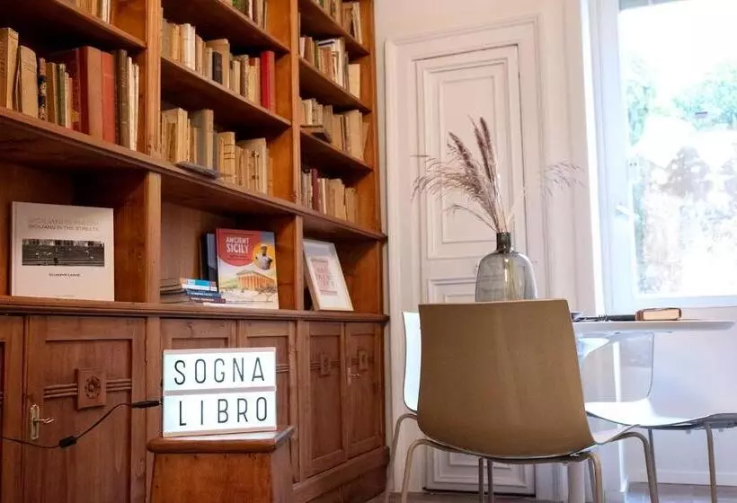 پانسیون Sognalibro Bed And Books