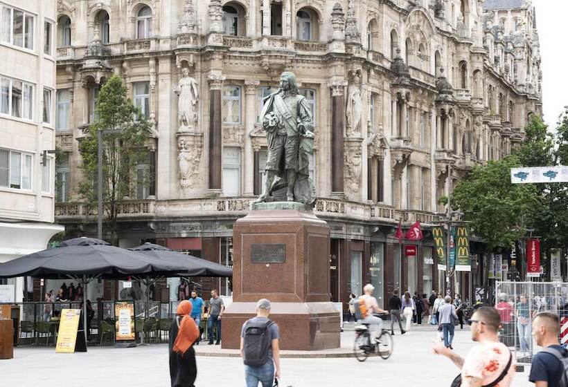 B&b Hotel Antwerpen Centrum