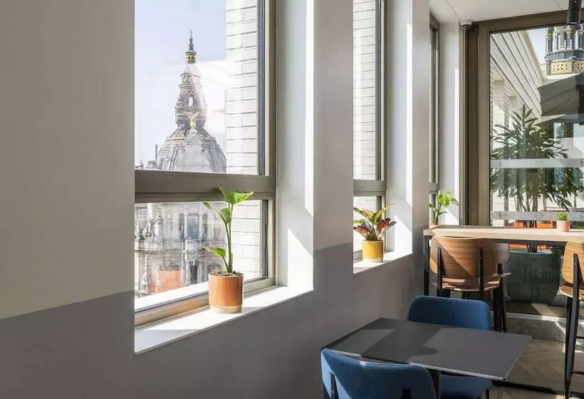 B&b Hotel Antwerpen Centrum