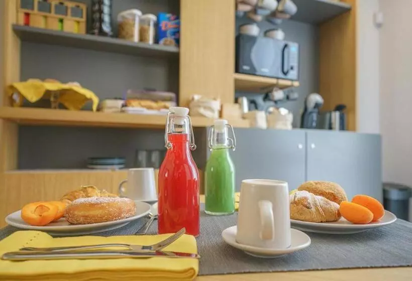 تختخواب و صبحانه Cafuné Rooms