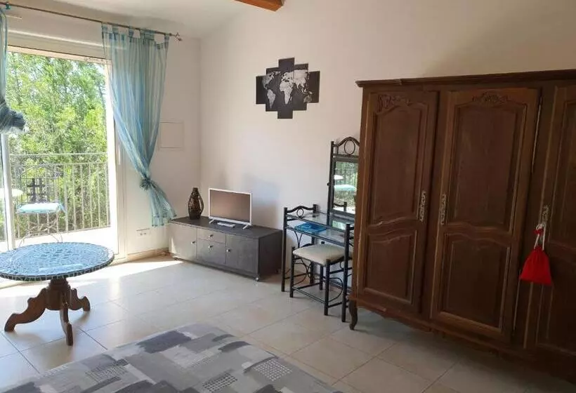 Aamiaismajoitus (B&B) Villa Des Masques