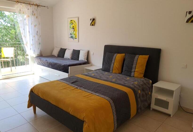 Bed and Breakfast Villa Des Masques