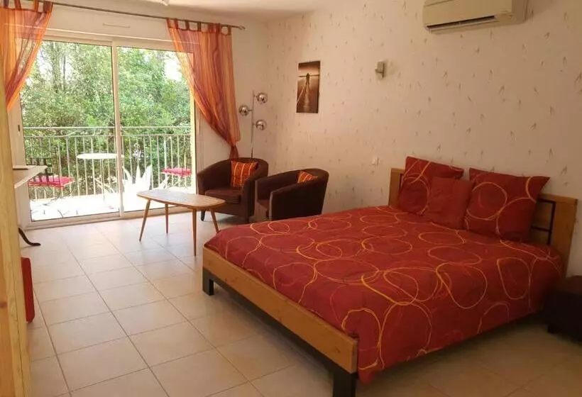 Aamiaismajoitus (B&B) Villa Des Masques